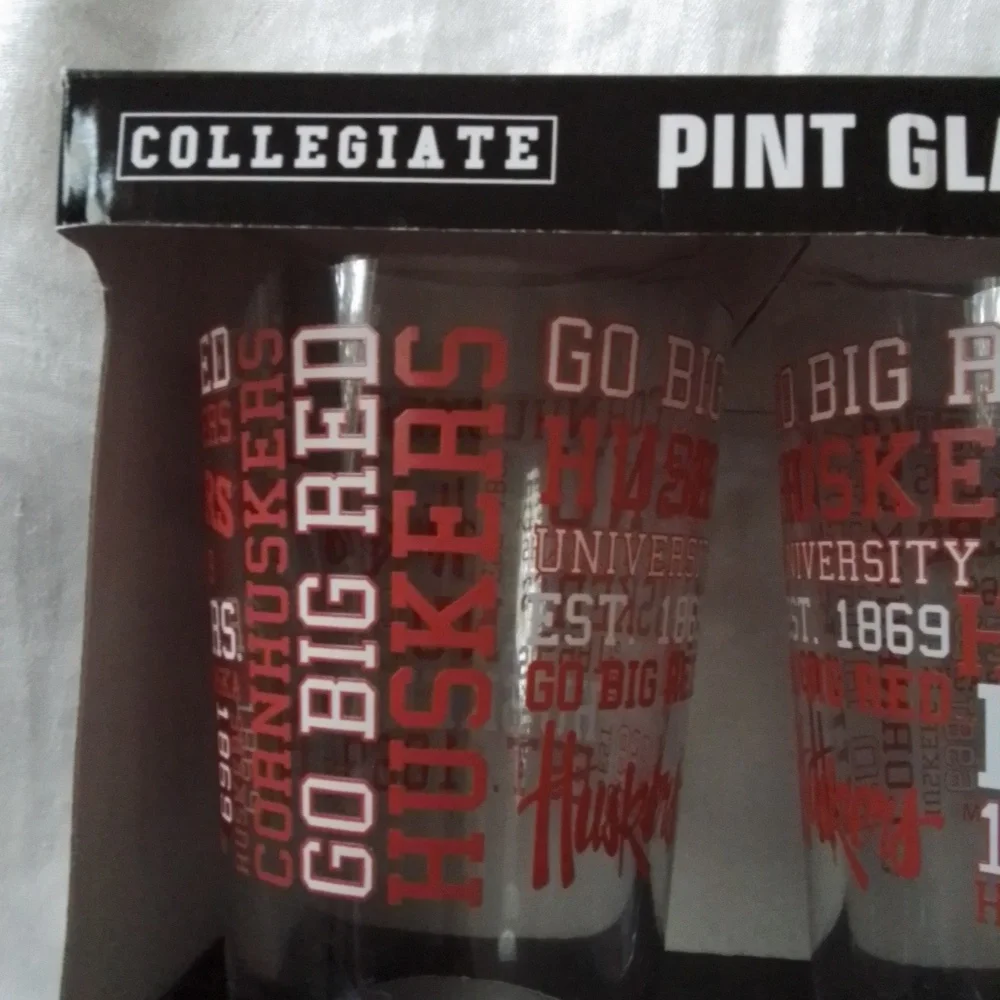 Collegiate Pint Glass Gift Set, University of Nebraska